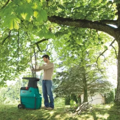 Bosch AXT 25 D 2500W 175kg/hr Shredder 240V -Forest Garden Shop 196PR A3