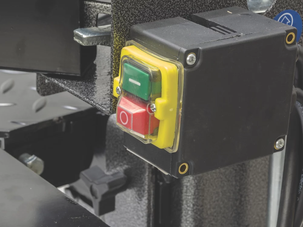 The Handy THPLS8TE Corded 55cm Vertical Log Splitter 3kW 5 The Handy THPLS8TE Corded 55cm Vertical Log Splitter 3kW - Image 3