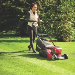 Mountfield Empress 41 Roller Li Kit 48V 2 X 4.0 Ah & 2.0Ah Li-Ion E-Power Brushless Cordless 41cm Self-Propelled Rotary Lawn Mower 17 Mountfield Empress 41 Roller Li Kit 48V 2 X 4.0 Ah & 2.0Ah Li-Ion E-Power Brushless Cordless 41cm Self-Propelled Rotary Lawn Mower -Forest Garden Shop 635RV A7