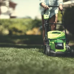 Greenworks 40V 2 X 2.0Ah Li-Ion Cordless 41cm Lawn Mower -Forest Garden Shop 682HT A7