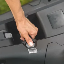 Bosch AdvancedRotak 36-650 36V 1 X 4.0Ah Li-Ion Brushless Cordless 40cm Lawn Mower 9 Bosch AdvancedRotak 36-650 36V 1 X 4.0Ah Li-Ion Brushless Cordless 40cm Lawn Mower -Forest Garden Shop 710PR A2