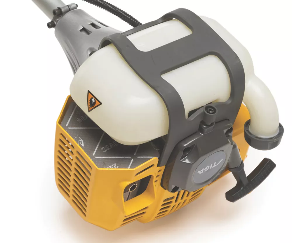 Stiga BC 535 B 32.6cc Straight Shaft 2-Stroke Petrol Brushcutter 9 Stiga BC 535 B 32.6cc Straight Shaft 2-Stroke Petrol Brushcutter - Image 7