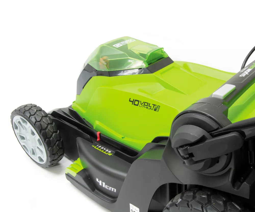 Greenworks GWG40LM41 40V Li-Ion Cordless 41cm Lawn Mower - Bare 6 Greenworks GWG40LM41 40V Li-Ion Cordless 41cm Lawn Mower - Bare - Image 5