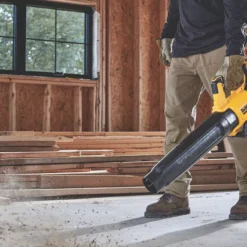 DeWalt DCMBL562P1-GB 18V 1 X 5.0Ah Li-Ion XR Brushless Cordless Axial Blower -Forest Garden Shop 838PT A4