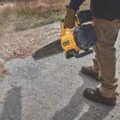 DeWalt DCMBL562P1-GB 18V 1 X 5.0Ah Li-Ion XR Brushless Cordless Axial Blower -Forest Garden Shop 838PT A5