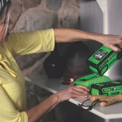 Greenworks GWG40UC4 40V Li-Ion Fast Charger -Forest Garden Shop 909HT A2